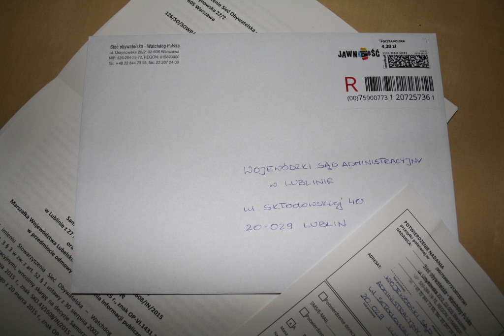 list_ze_znaczkiem